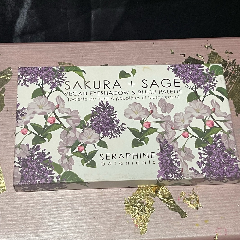 Sakur and sage vegan eyeshadow palette